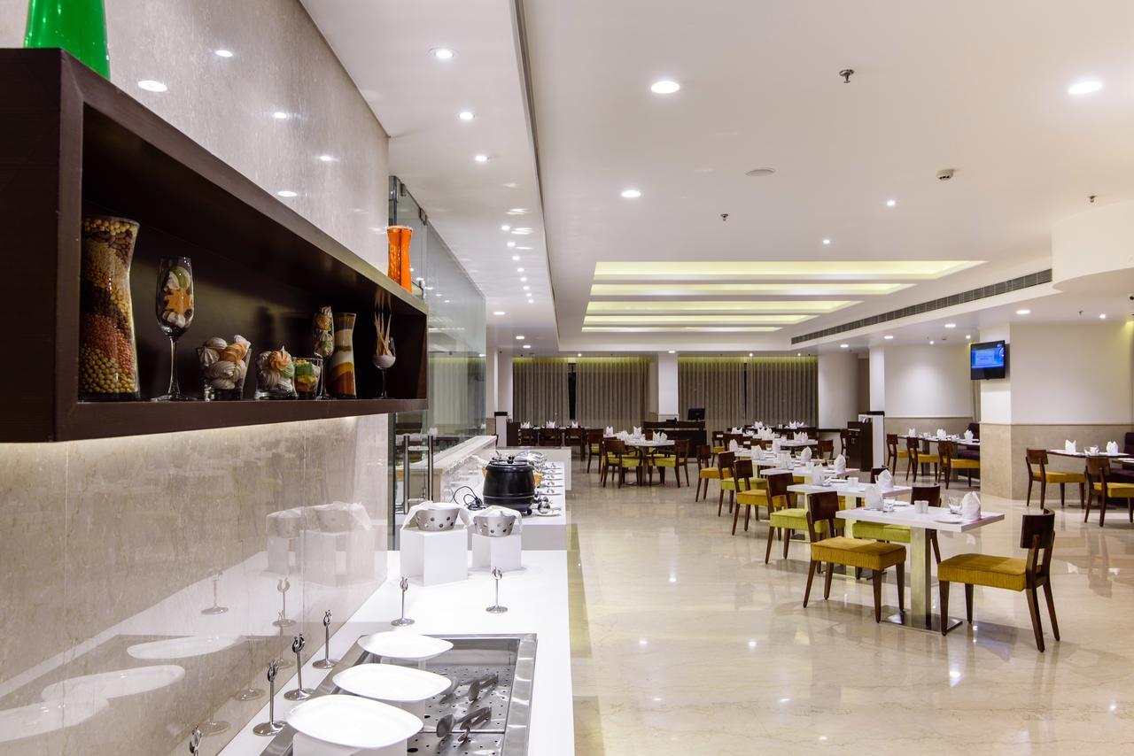 Regenta Central Τζαϊπούρ Εξωτερικό φωτογραφία